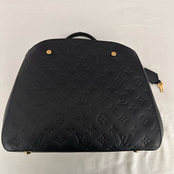 Louis Vuitton Black Women's Bag - Picture 1 of 10